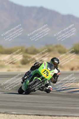 media/Oct-04-2025-CVMA (Sat) [[408bcdd6e4]]/Race 14-500-400-350 Supersport/